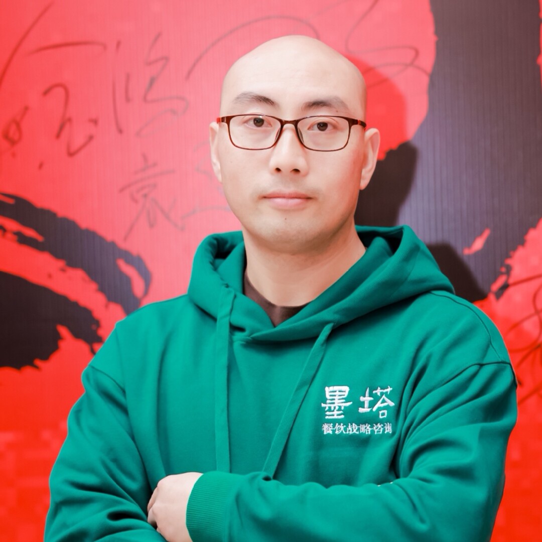 田华